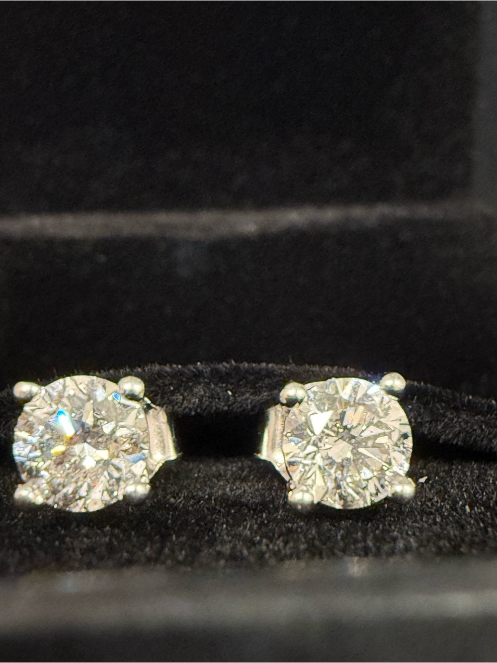 Classic White Diamond Round Stud Earrings in Silver